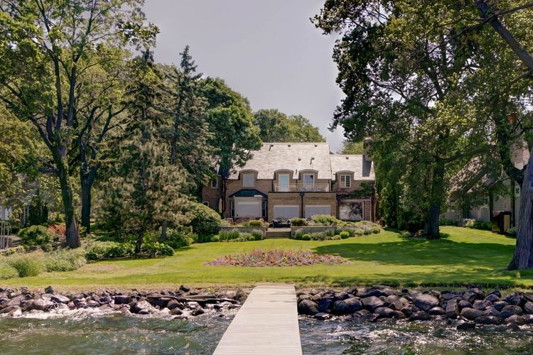 Maple Bluff Homes for Sale | Maple Bluff Real Estate